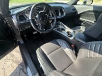https://www.towlot.com/carimages/2014/20250417/20250417_102450_thumb.jpg