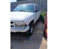 https://www.towlot.com/carimages/2014/20250811/265891-1_thumb.jpg