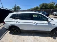 https://www.towlot.com/carimages/2068/20250822/IMG_5528_thumb.jpg