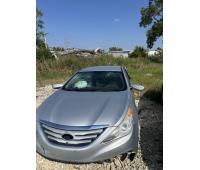 https://www.towlot.com/carimages/37758/20250918/2014HYUNDAISONATAIMG_4199_thumb.jpeg
