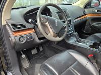 https://www.towlot.com/carimages/42861/20250410/20250409_143729_thumb.jpg