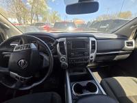 https://www.towlot.com/carimages/42861/20250412/20250410_120741_thumb.jpg