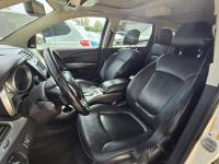 https://www.towlot.com/carimages/42861/20251001/20251001_114354_thumb.jpg